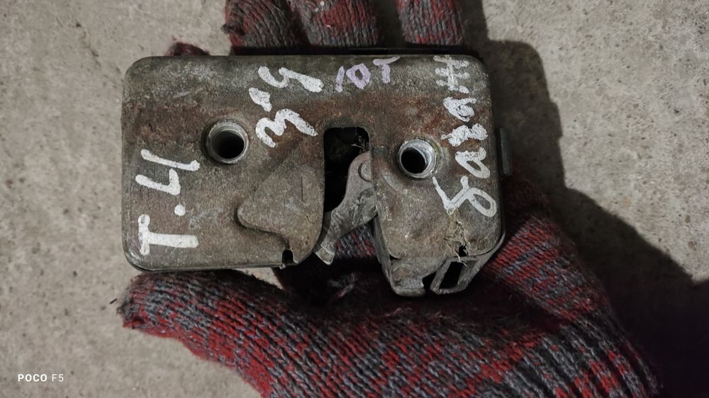 Замок богажника vw t4 transporter