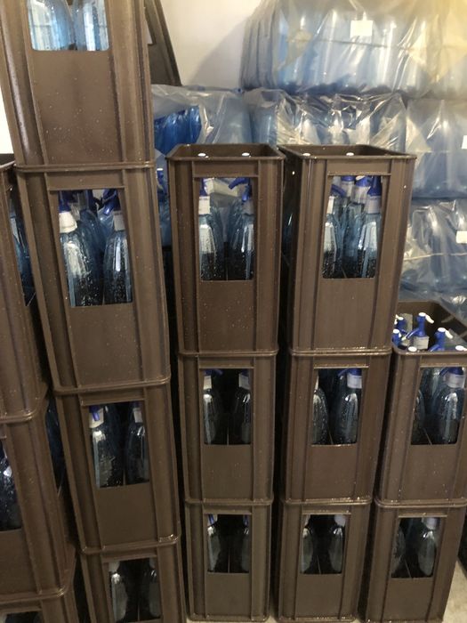 Vînd 100 lăzi noi nefolosite de sifoane plus sifoane2l