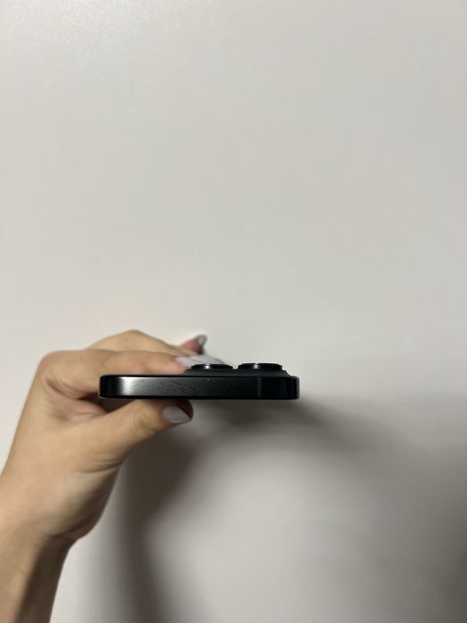 iPhone 16 Pro 256 ГБ, Black Titanium, АКБ 89%