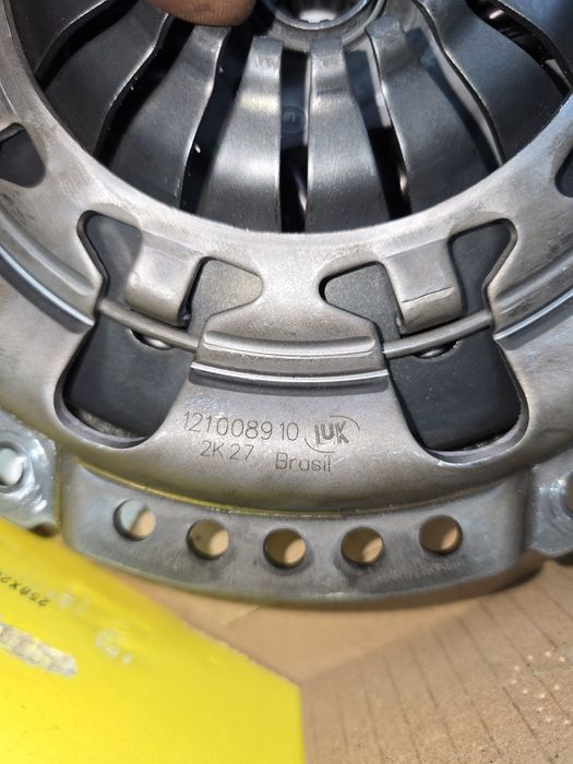 Съединител  чисто нов