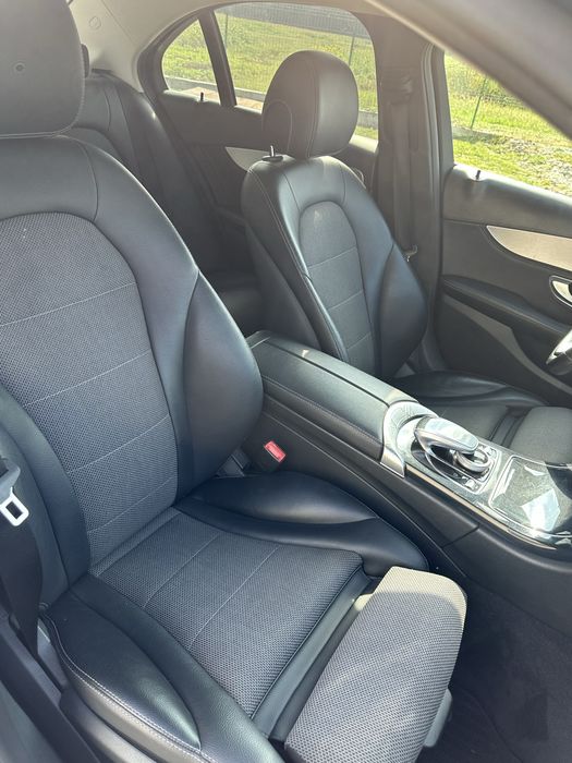 Mercedes-Benz C220 W205 2.2 CDI 170 CP Automat | 2015 | Istoric complet