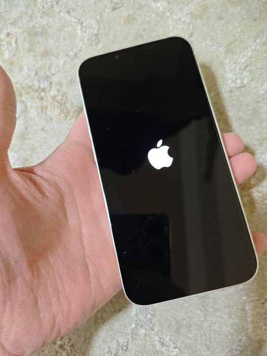 Продам Телефон IPhone 13 128гб