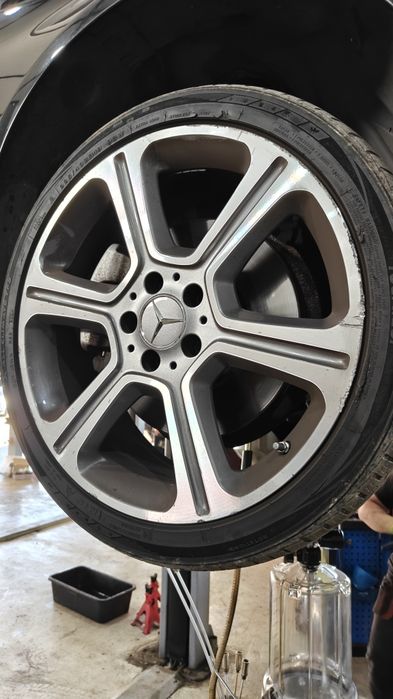 Set 4 jante originale Mercedes-Benz C-Class W205 R19 + anvelope all-season