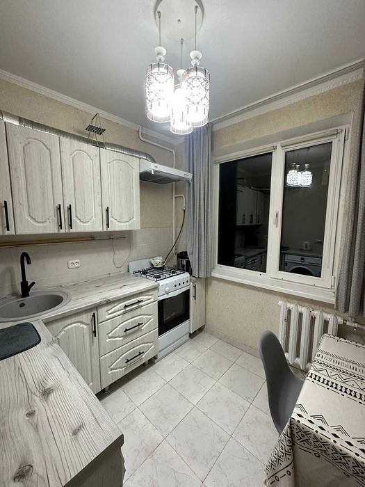 Продам трехкомнатную квартиру