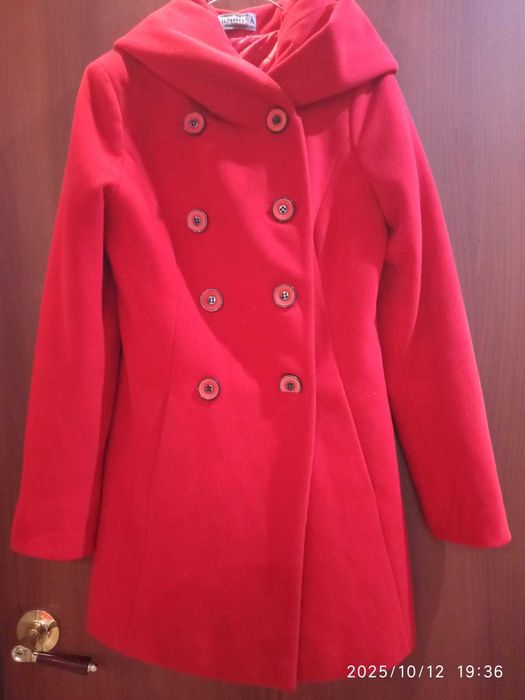 Продается пальто