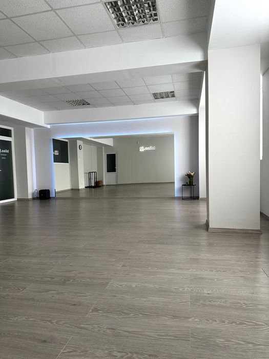 Inchiriez sala dans, aerobic, sport, pilates, curs, yoga, Bucuresti