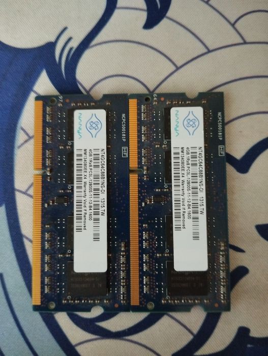 2 плашки RAM pc3l-12800S