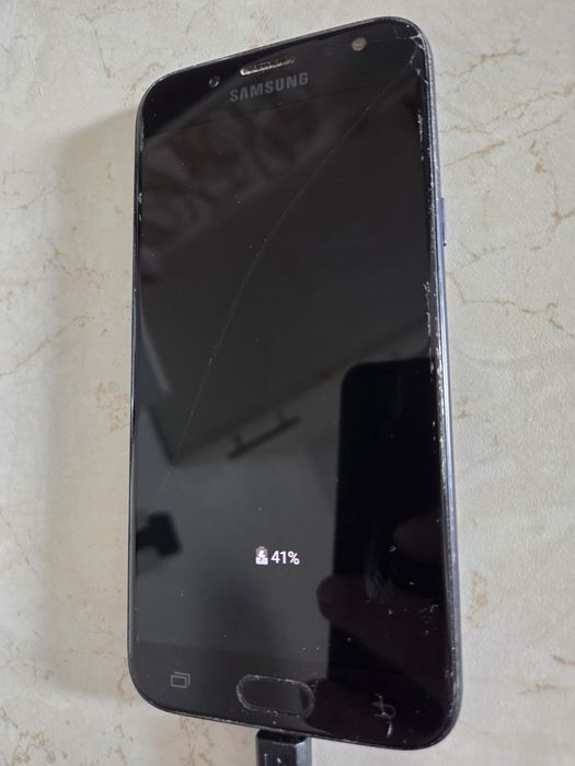 Vand samsung galaxy J5 16Gb
