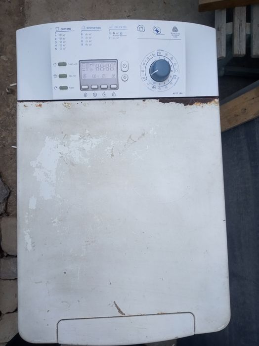 Продам стиральную машину Аристон AVTF 104