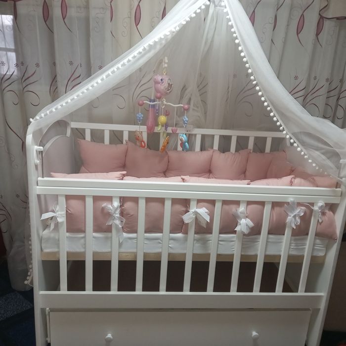 Продам детскую кроватку