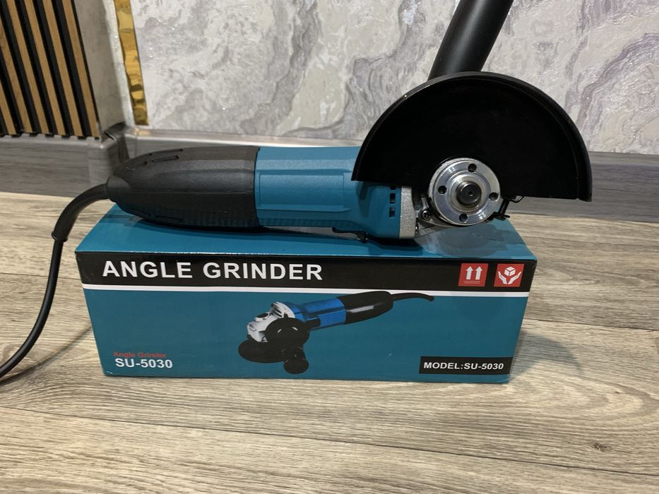 Болгарка и лазерный уровень