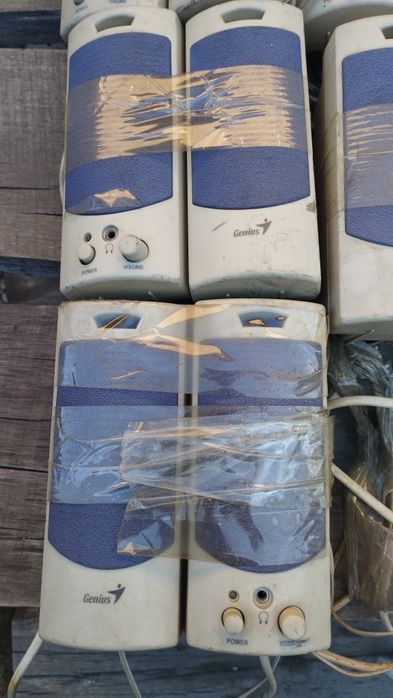 Компьютерные блоки питания 300 вт   3000 тЗвуковые колонки   2000  т