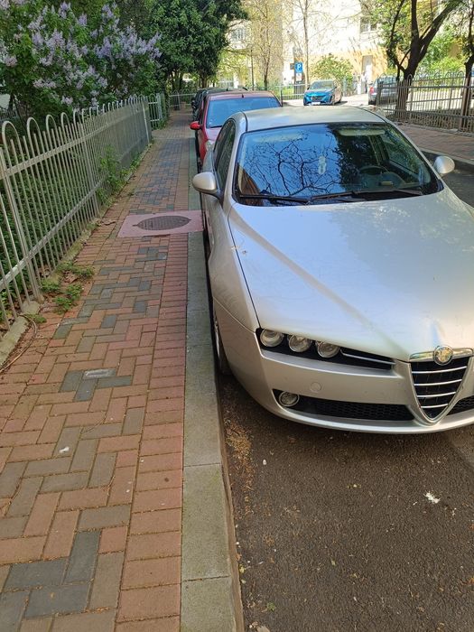 Vând  Alfa Romeo 159