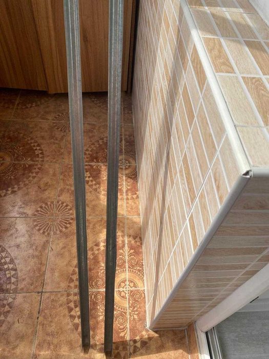 Профили алюминиевые, 2 шт