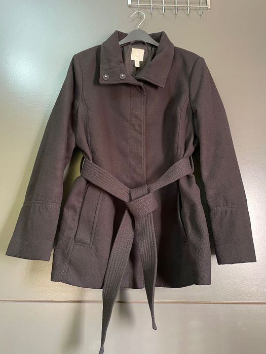 Черно късо палто