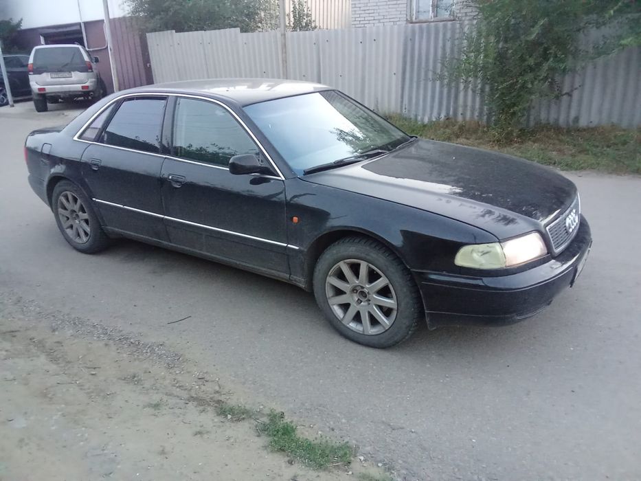 Продам ауди а 8 кватро.