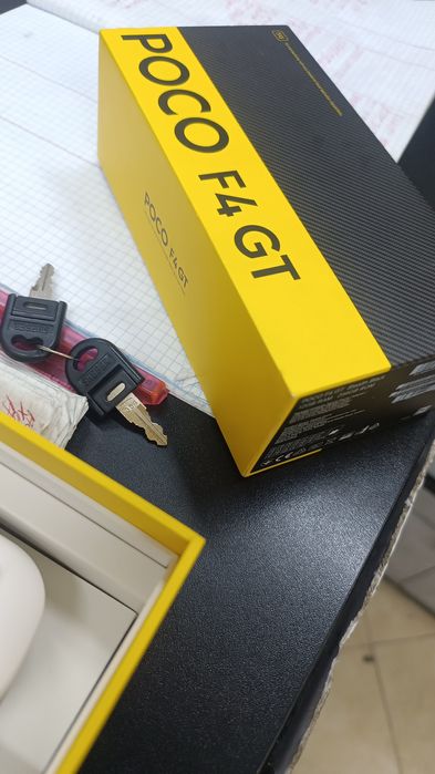 Poco f4 gt 256 gb