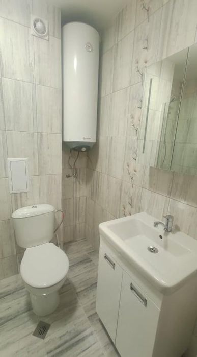 Дава се под наем Двустаен апартамент в Варна, Левски - 54 кв.м за 562 € - Снимка #6