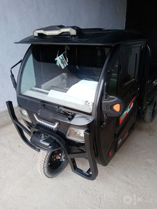 Elektro Mototsikl srochna sotiladi