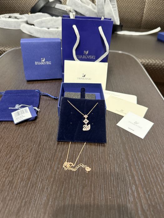 Lantisor Swarovski Model Dazzling Swan Rose/Gold