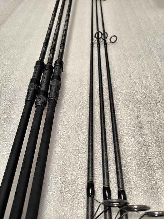 SET 2 Lansete FL VIPER 3.90m 3.5 LBS 2 tronsoane + 2 Mulinete JS10000