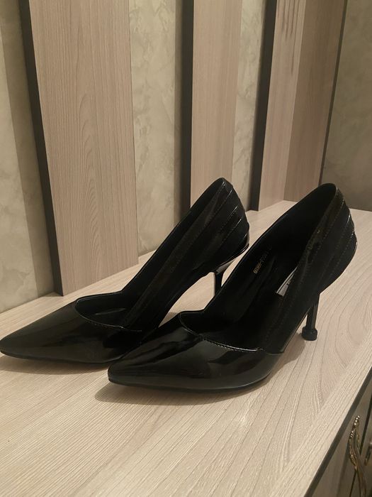 Туфли 36 размер. Можно обмен.