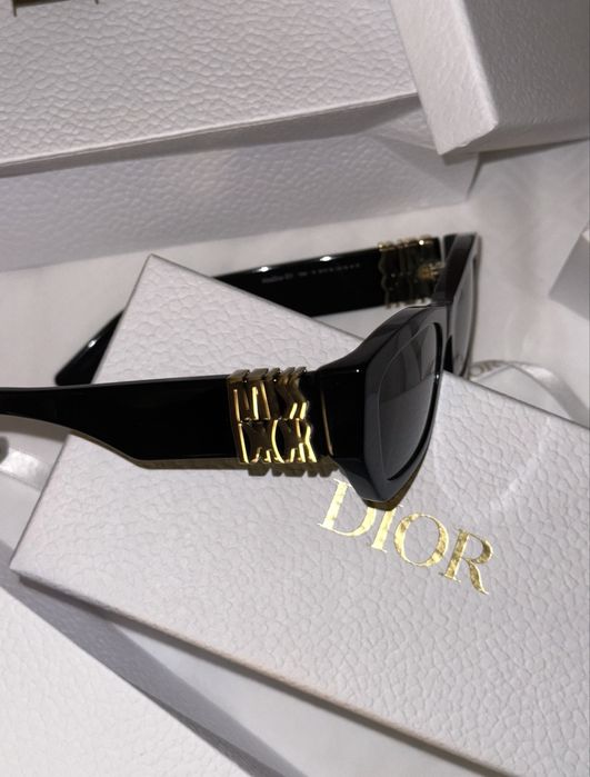 солнечные очки DIOR