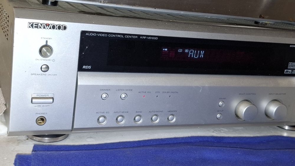 Sistem audio Kenwood