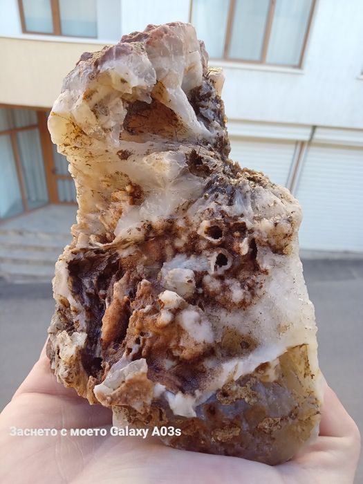 Минерал от Момчилградско