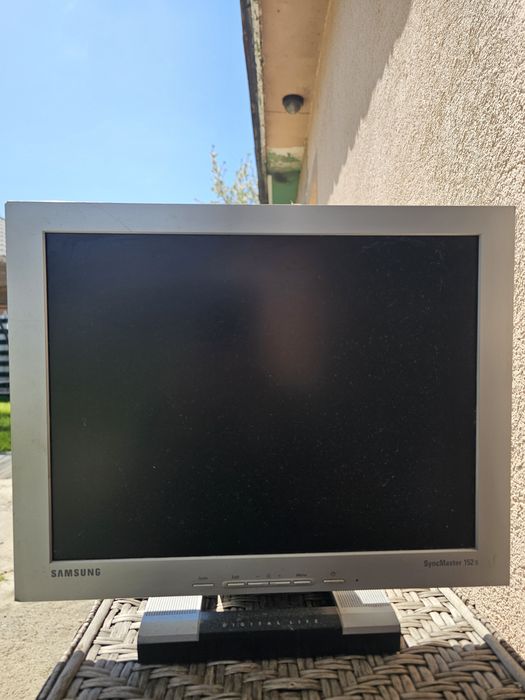 Monitoare calculator