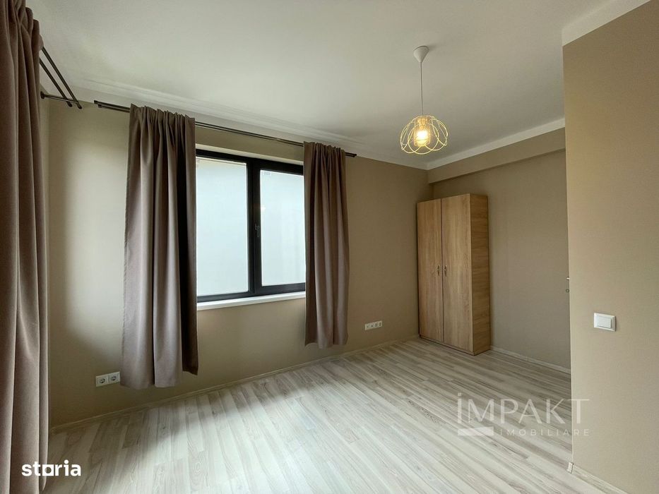 Casă / Vilă cu 4 camere de închiriat - Dezmir