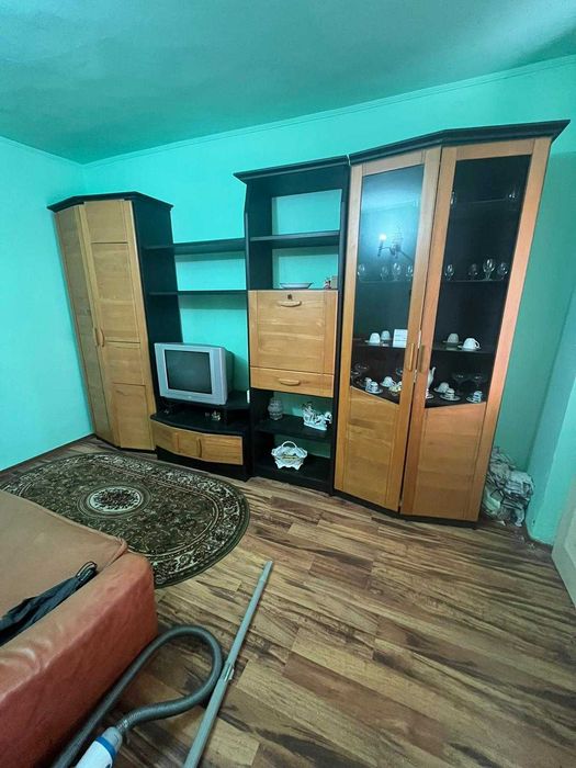 Casa de Locuit cu Teren si Curte Mare