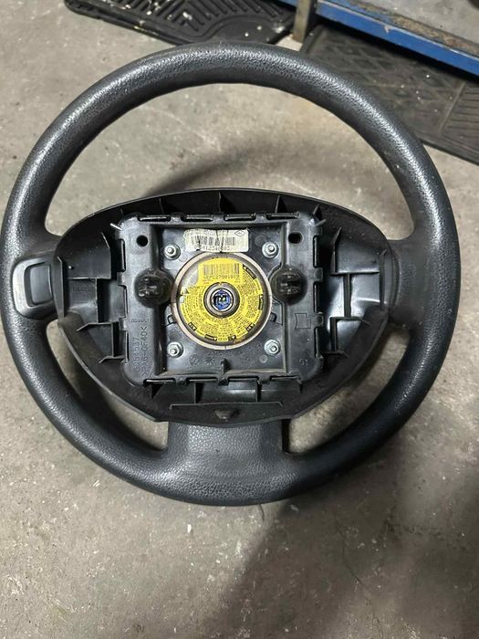 Dacia lodgy на части ЗАДЕН КАПАК НЯМА !