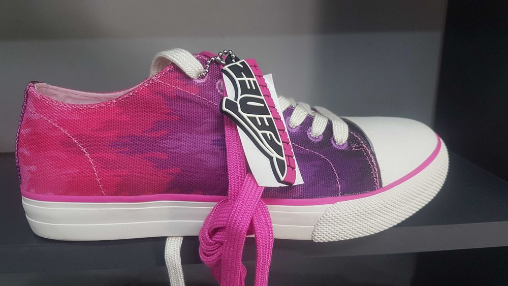 Дeтски кецове BIKKEMBERGS-36,37,39,40