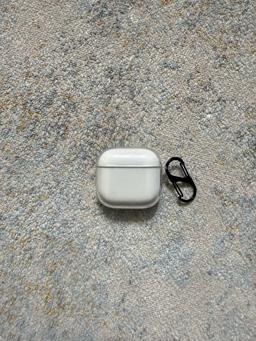 Продам Airpods 4