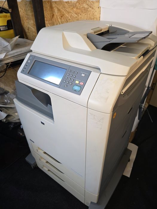 Copiator  HP Color LaserJet CM4730 multifunctional toner
