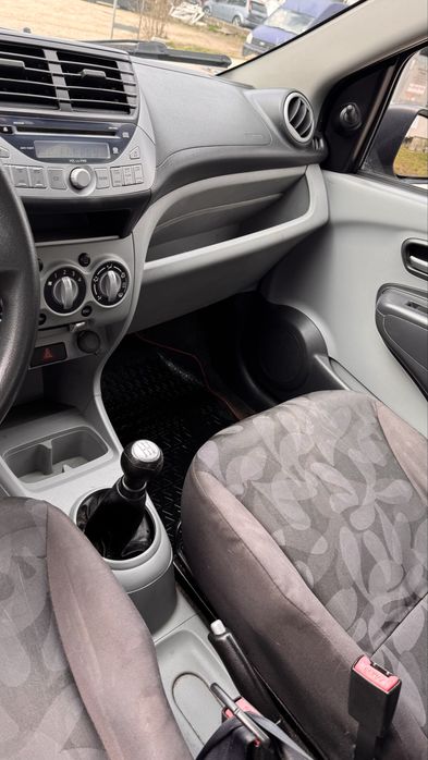 Продавам Suzuki Alto 1.0, 68 к.с с работещ климатик