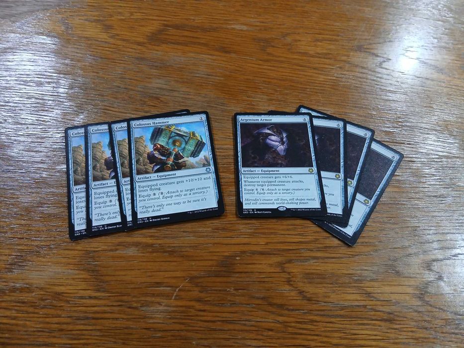 set 4x carti joc Colossus Hammer + 4x Argentum Armor (GN3) pt Magic The Gathering