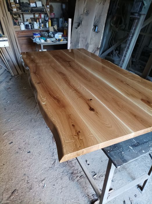 Плот за маса от масив дъб