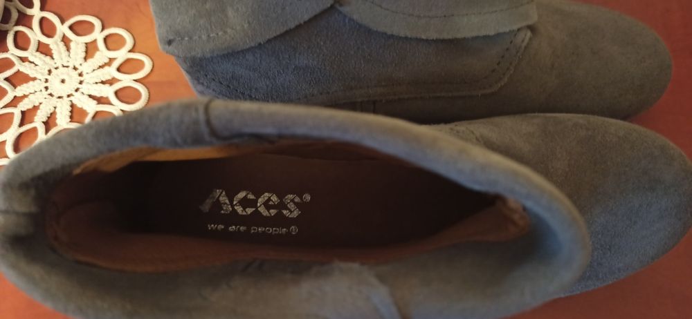 Botine piele întoarsă 37