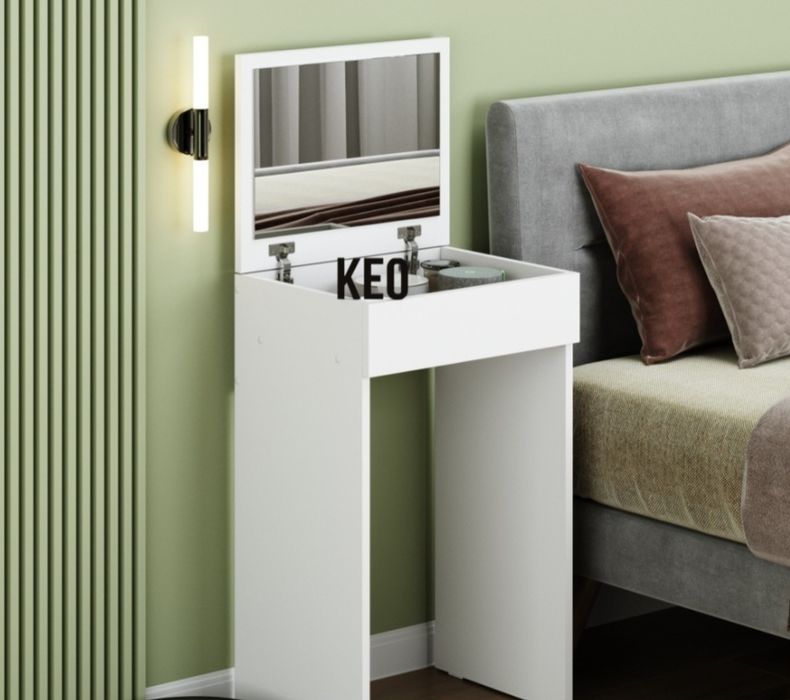 Продам туалетный столик