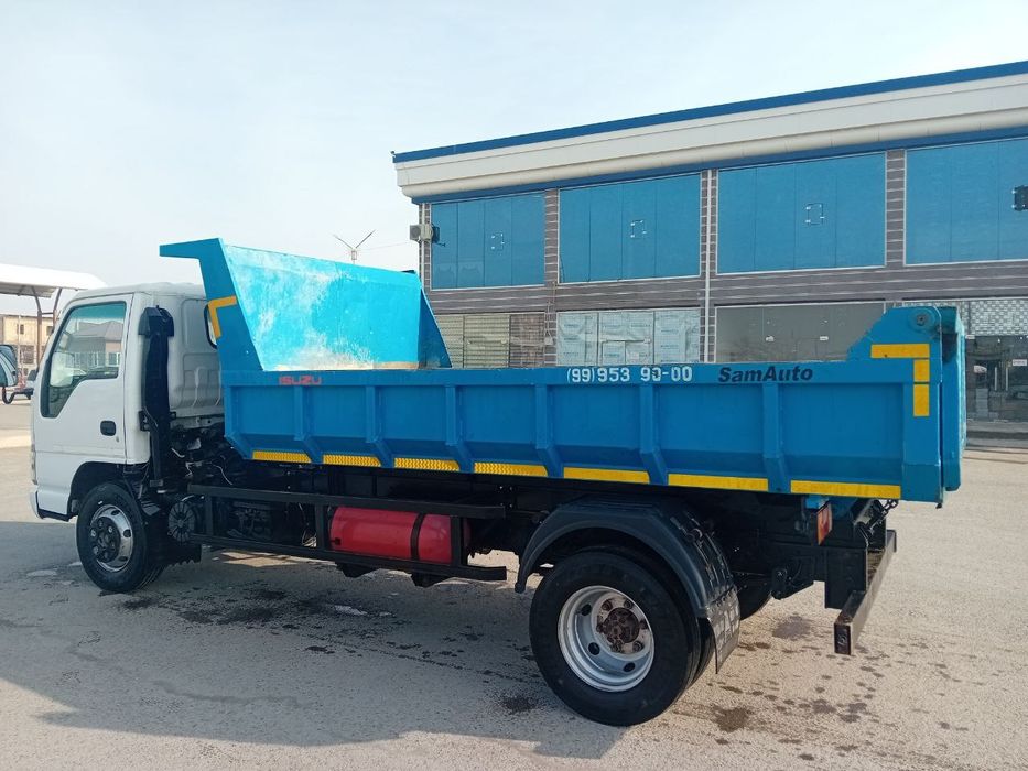 Isuzu samosval sotiladi