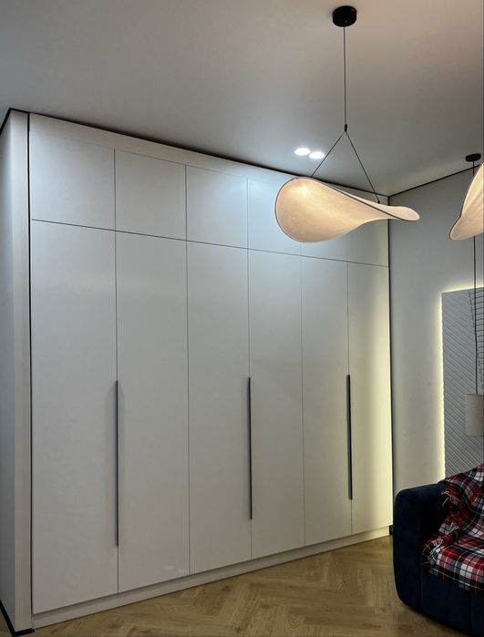 Шкафы в спальню на заказ.