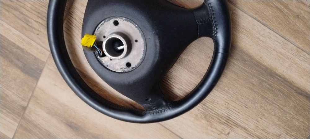 Волан Ауди а3 8л