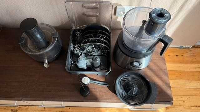 Кухненски робот Philips HR7778