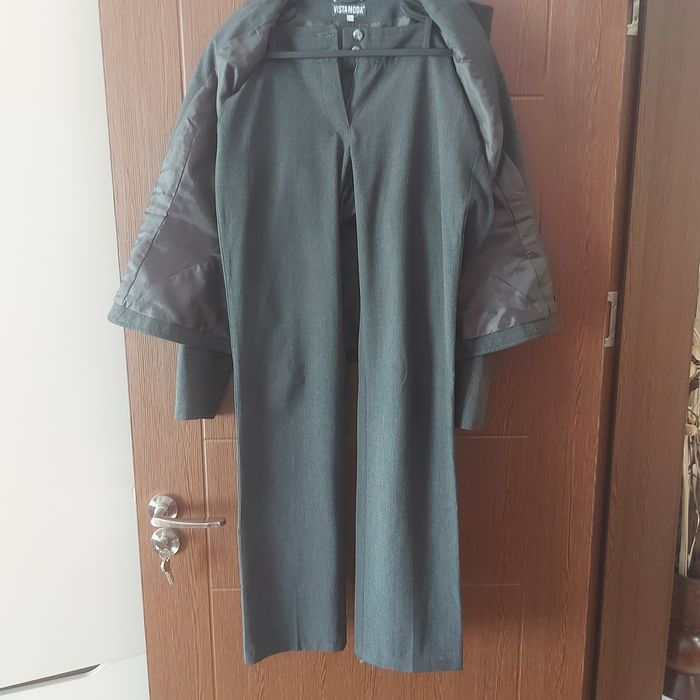 Дамски костюм българска фирма