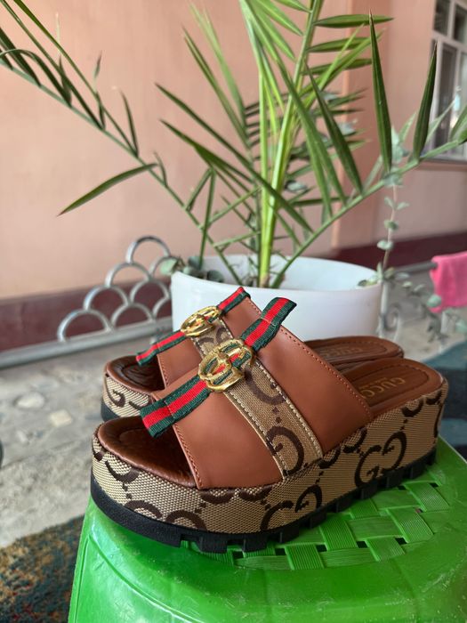 Тапочки для женщин