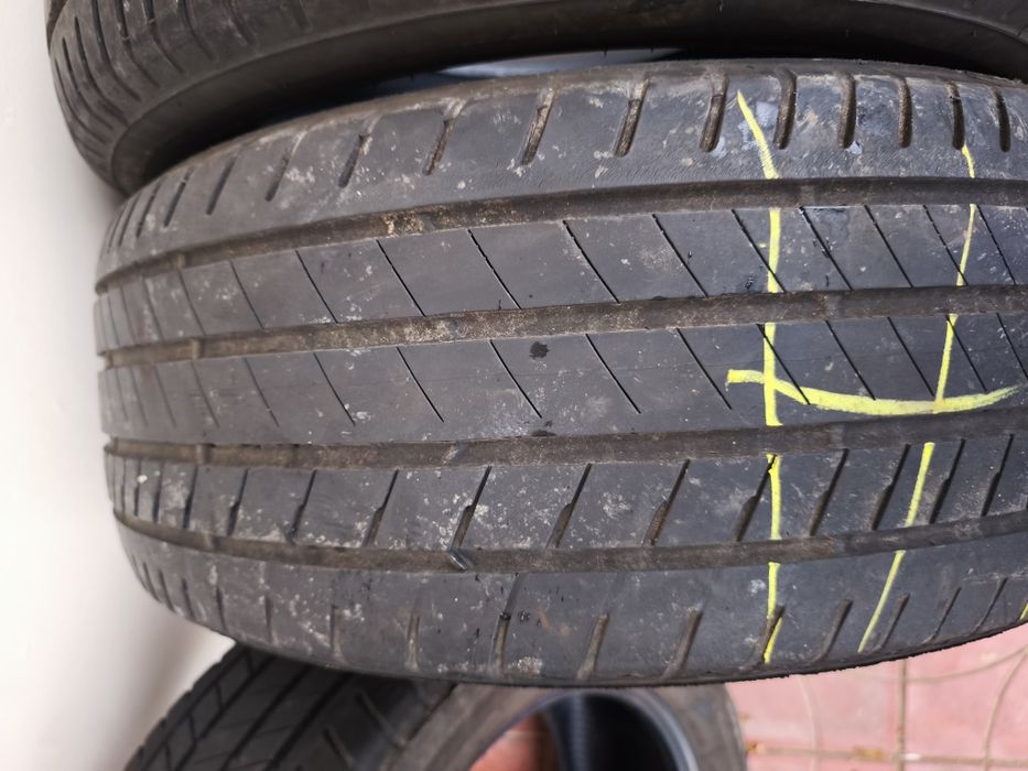 3 anvelope Bridgestone 245/50 R19 – stare bună