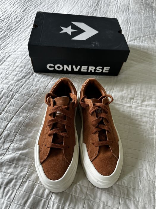 Tenisi Converse piele , originali,  marimea 39 noi