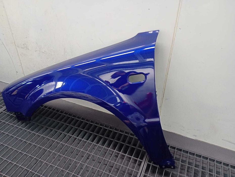 Aripa Fata Stanga VW Passat B5.5 An 2000-2004 (LC5X (Albastru))